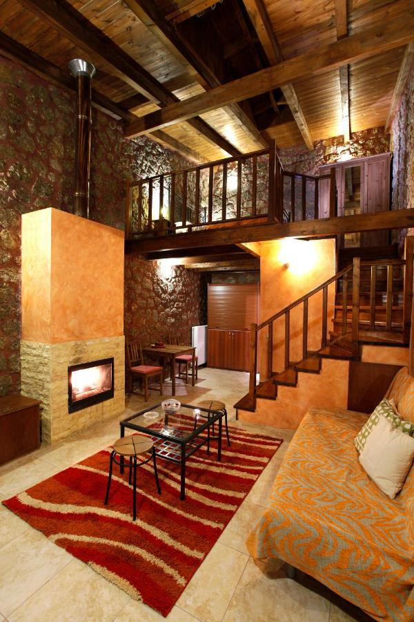 Paliokastro Guesthouse Kato Sinikia Trikalon ภายนอก รูปภาพ