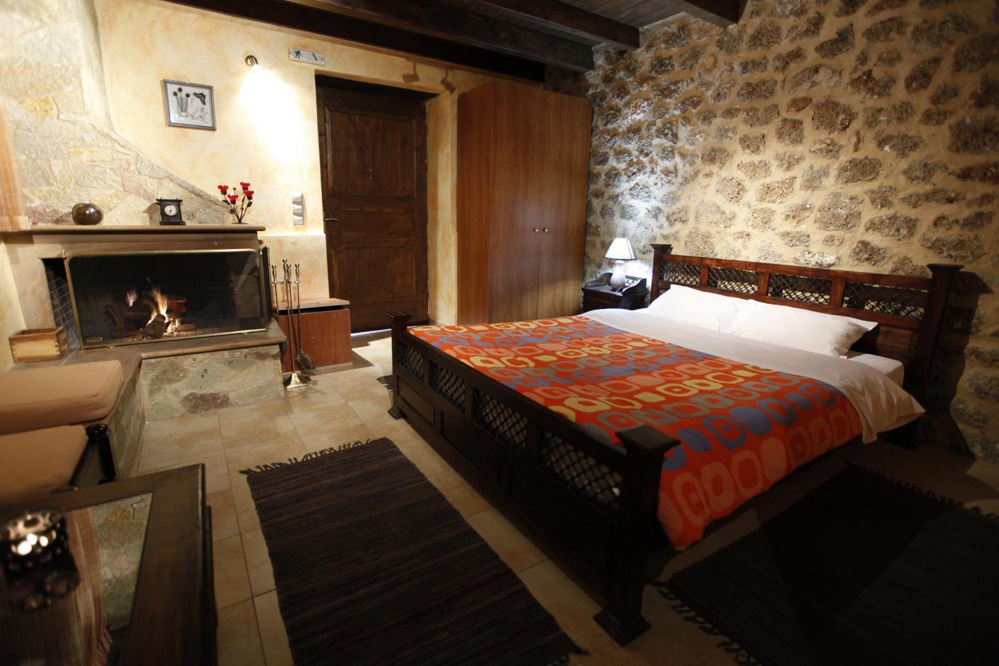 Paliokastro Guesthouse Kato Sinikia Trikalon ภายนอก รูปภาพ